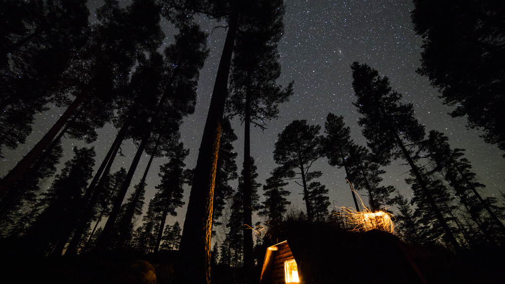 Bild från Jägarstugan en stjärnklar natt - en häftig upplevelse mitt i naturen