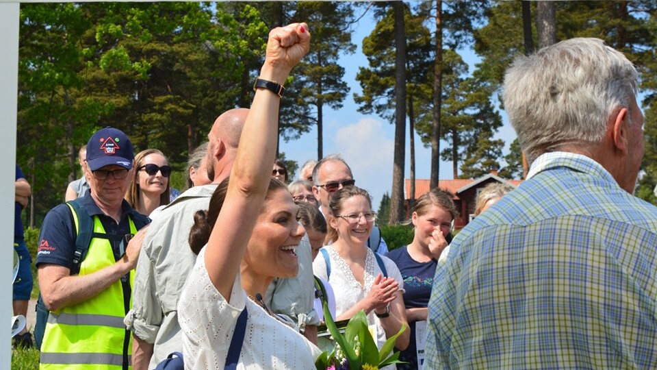 Prinsessan Viktoria på landskapsvandring